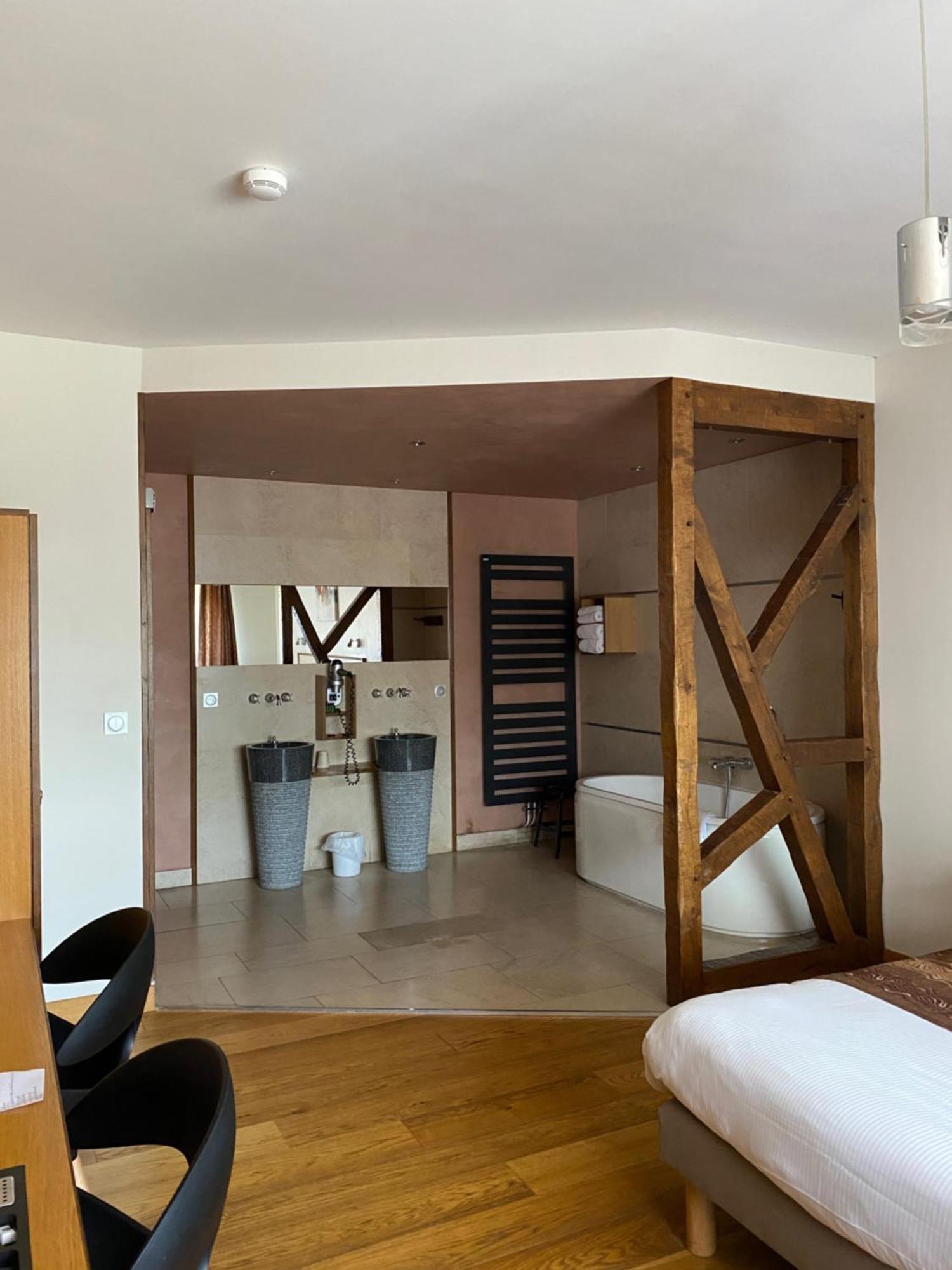 Auberge Des Moulins Pont-Les-Moulins Екстер'єр фото