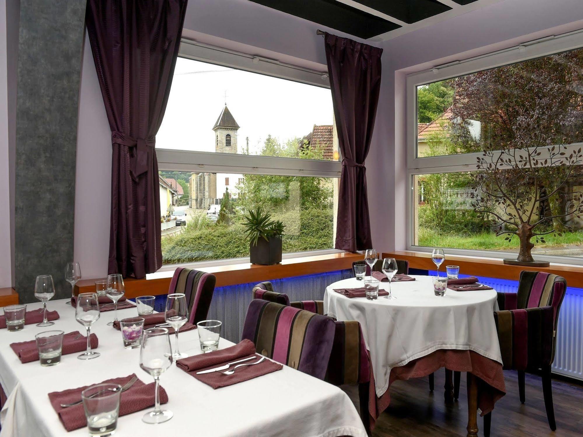 Auberge Des Moulins Pont-Les-Moulins Екстер'єр фото